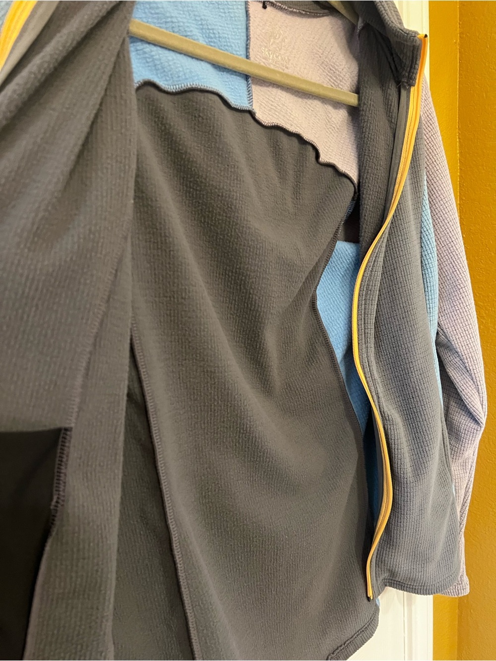 SkyGOAT CAMP Hooded Microgrid Fleece Jacket | Size S 🏔️ - Picture 11 of 14